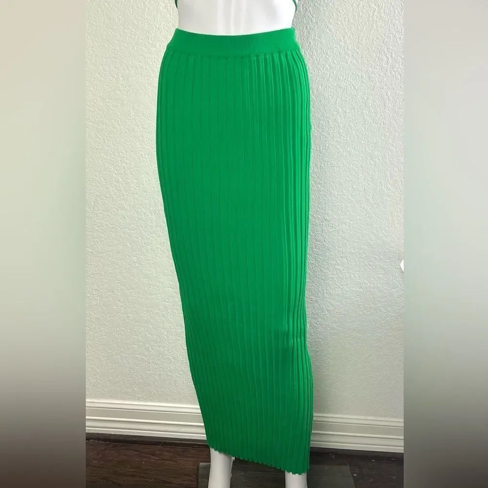 Meshki Crystal Vibrant Green Ribbed Set - Picture 6 of 13